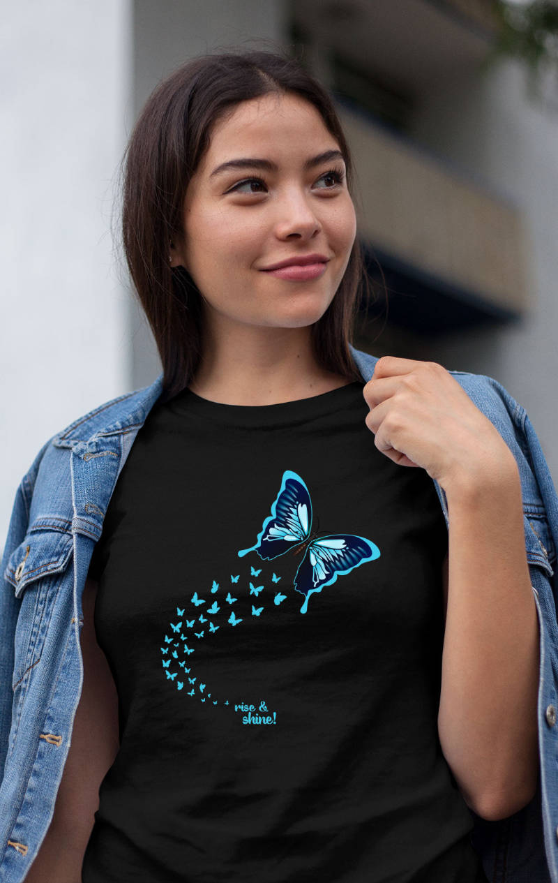 Ausgefallenes Damen T-Shirt - Schmetterling - "Rise and shine"
