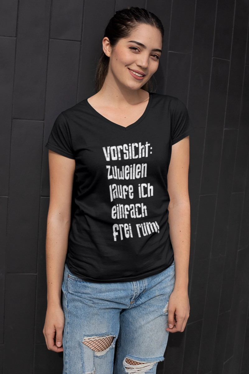 Lustige-Tshirts-Partyshirt-funshirt-ich-laufe-einfach-frei-rum